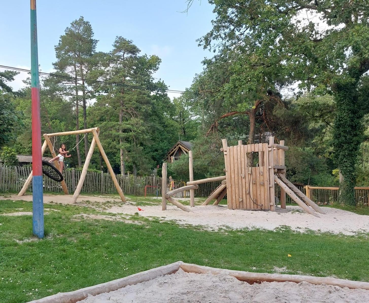 Camping Le Roptai Rochefort Exterior photo